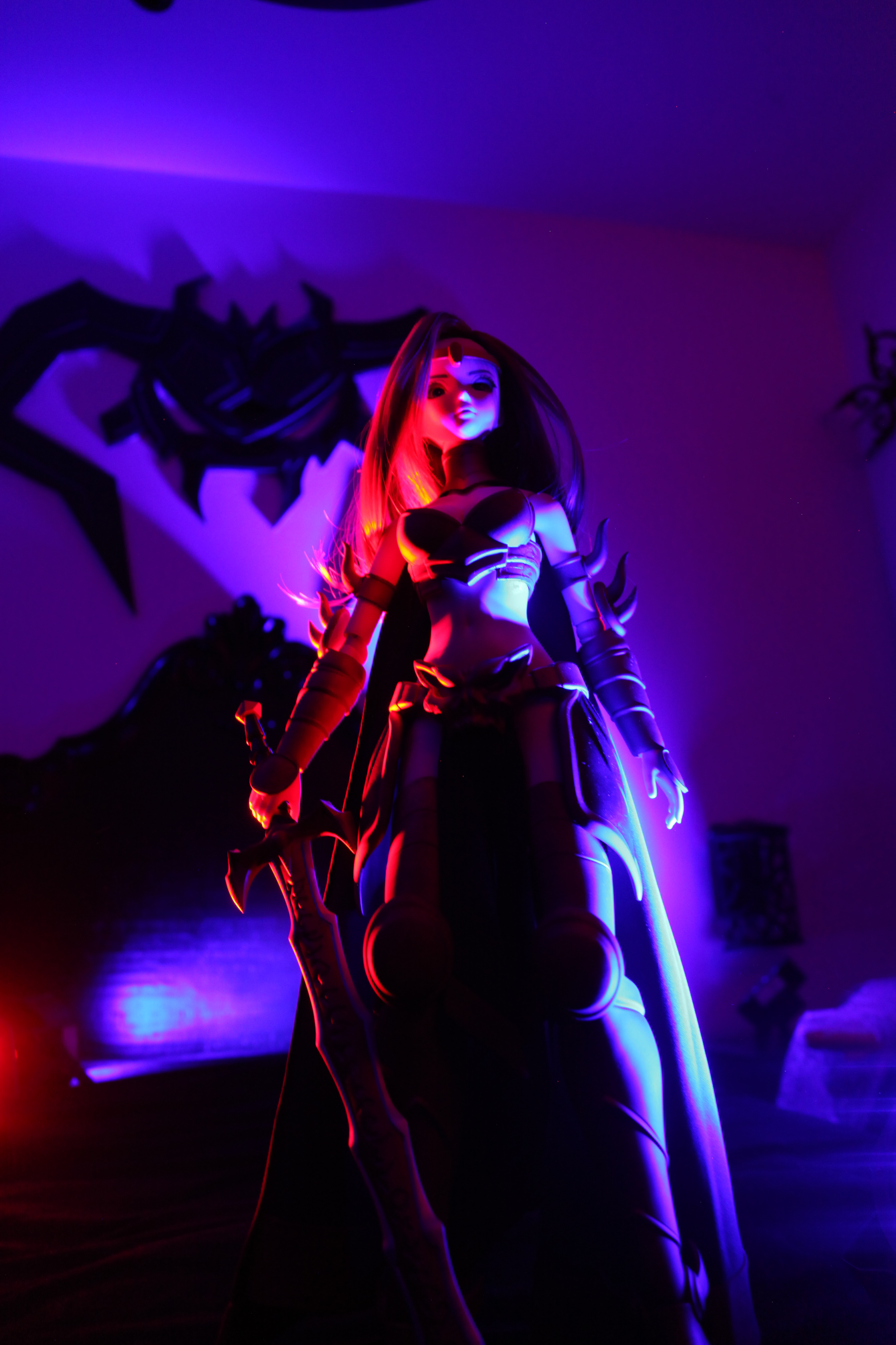 Gravelyn dark